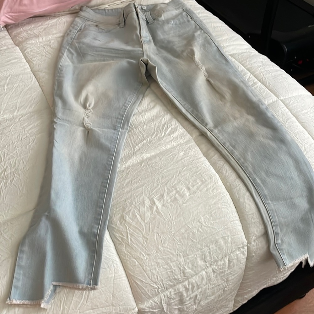 New never worn size 9